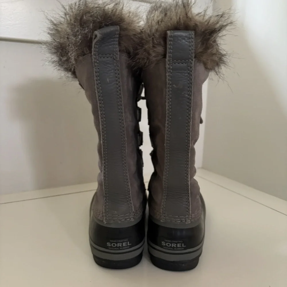 Sorel Joan of Arc Faux Fur Lined Winter Boots Gray size 9 - Picture 5 of 9